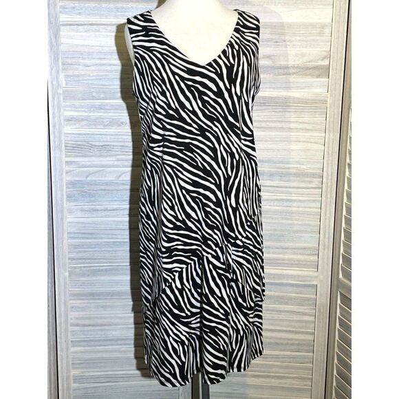 Susan Graver SP Animal Stripe Dress - Picture 6 of 13